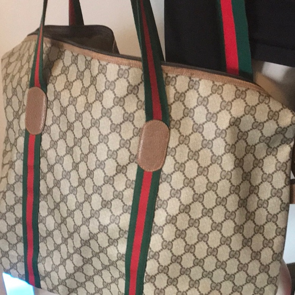 GUCCI UNISEX AUTHENTIC EUC GREATEST TRAVEL WEEKENDER TOTE